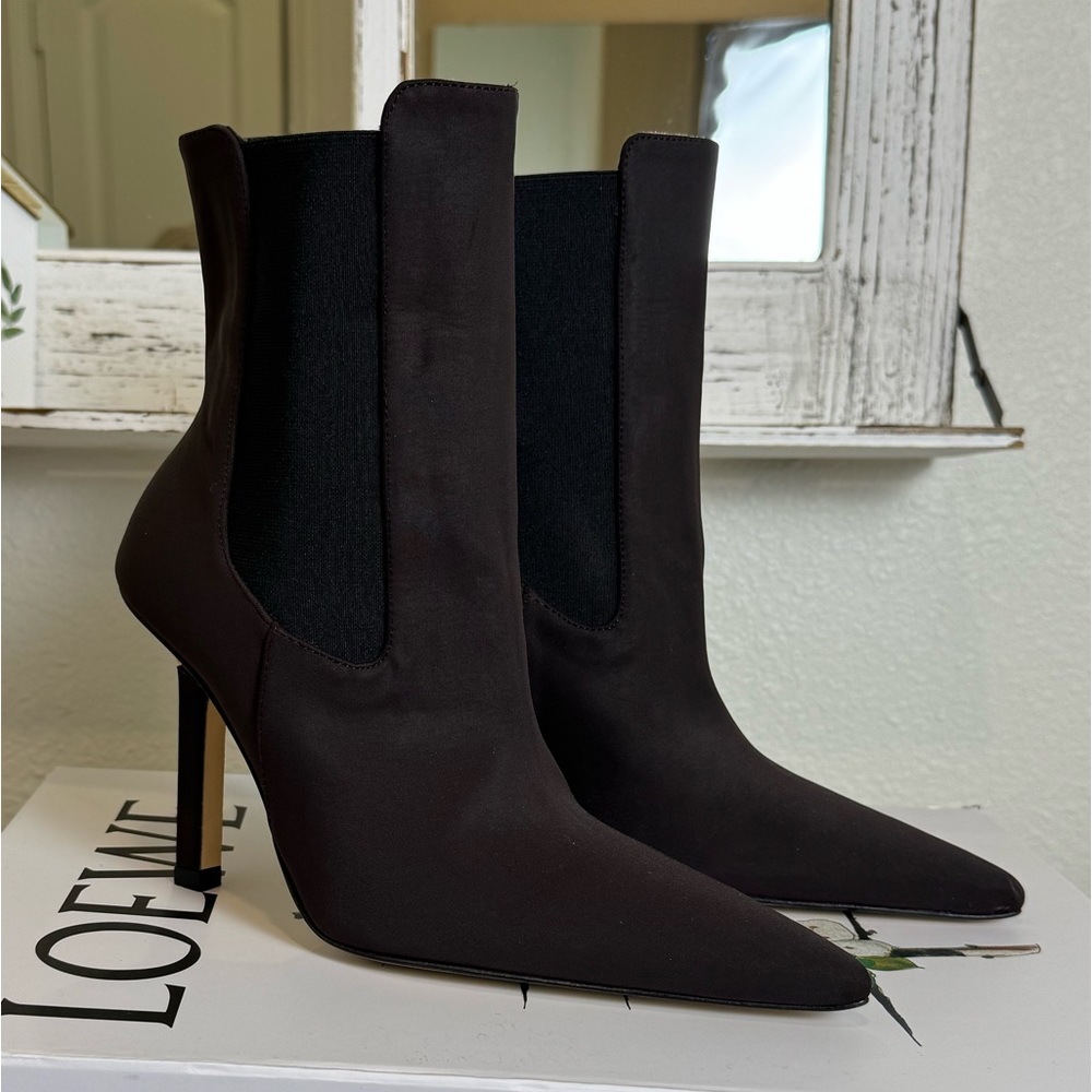Good American High Kickstand Stiletto Booties